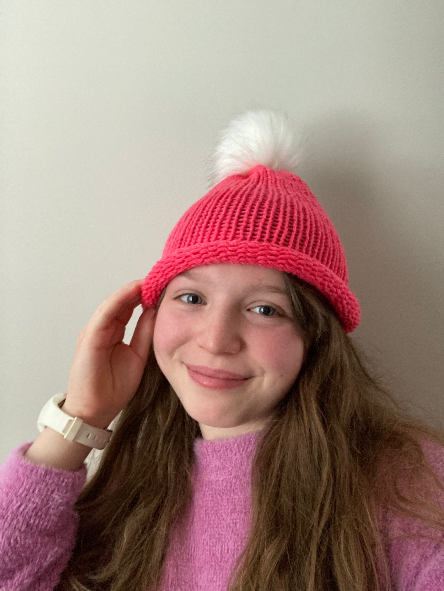 Knitted beanie (with pompom)